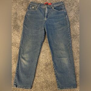 Gloria Vanderbilt jeans